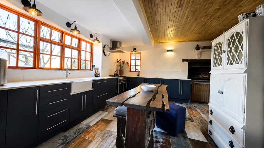 5 Bedroom Property for Sale in Stilbaai Wes Western Cape